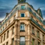 Pourquoi faire appel à un chasseur immobilier pour acheter à Paris en 2025 ?"