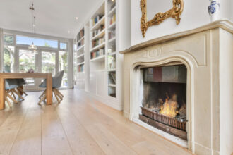 Comment choisir des matériaux anciens pour une rénovation authentique ?