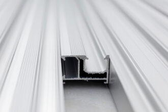 Les profils PVC : un choix intelligent pour des constructions résistantes et durables